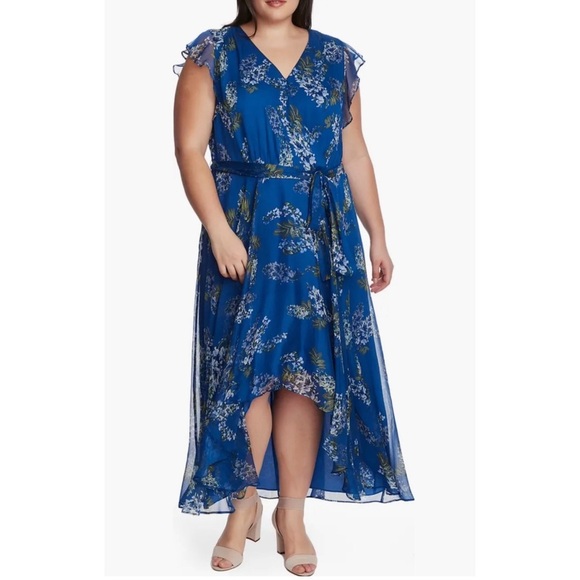 Vince Camuto Dresses & Skirts - Vince Camuto Weeping Willows Floral Ruffle Dress